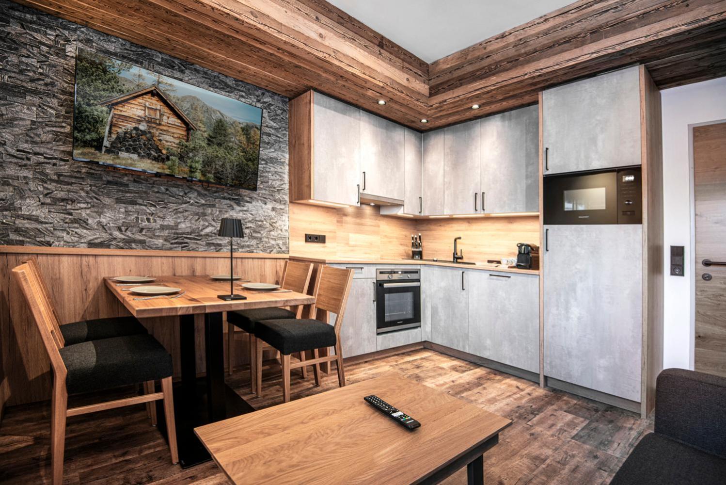 Alpinspa Zur Post Apartment - Bergbahn Von 16 Mai Bis November 2025 Inklusive บาดกัสไตน์ ภายนอก รูปภาพ